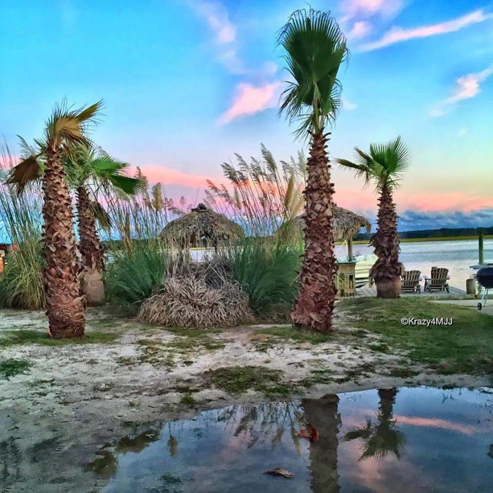 Snug Harbor Marina And Hotel Chincoteague Exterior foto